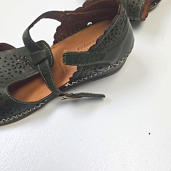 Spring Step NWOT - Picture 7 of 8